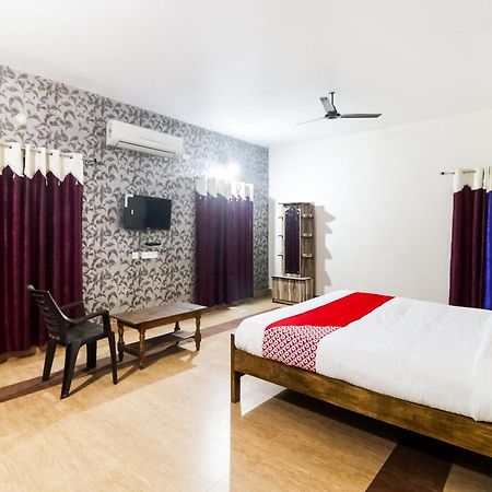 Hotel O Purple Villa Bhubaneswar Exteriör bild