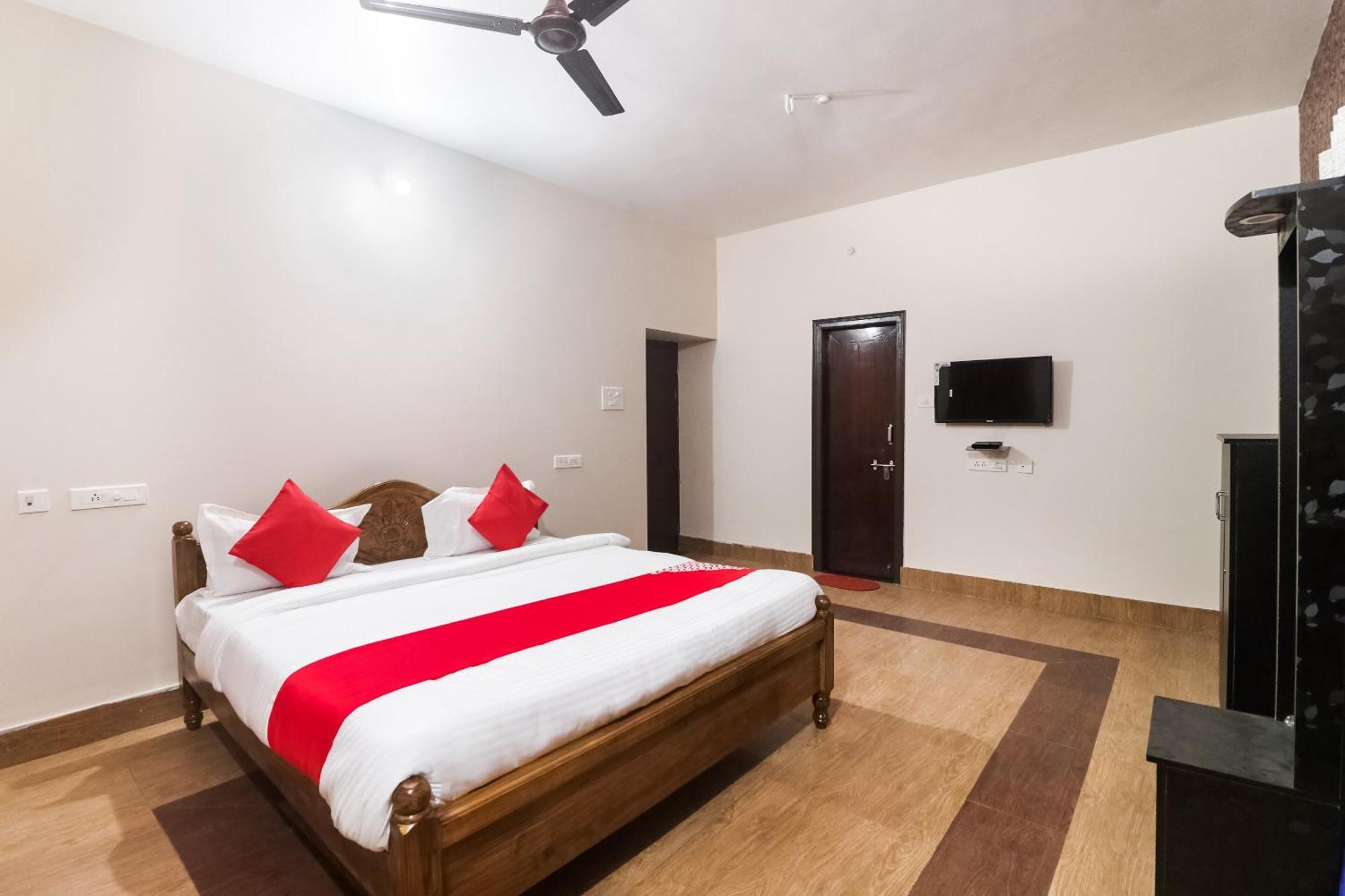 Hotel O Purple Villa Bhubaneswar Exteriör bild