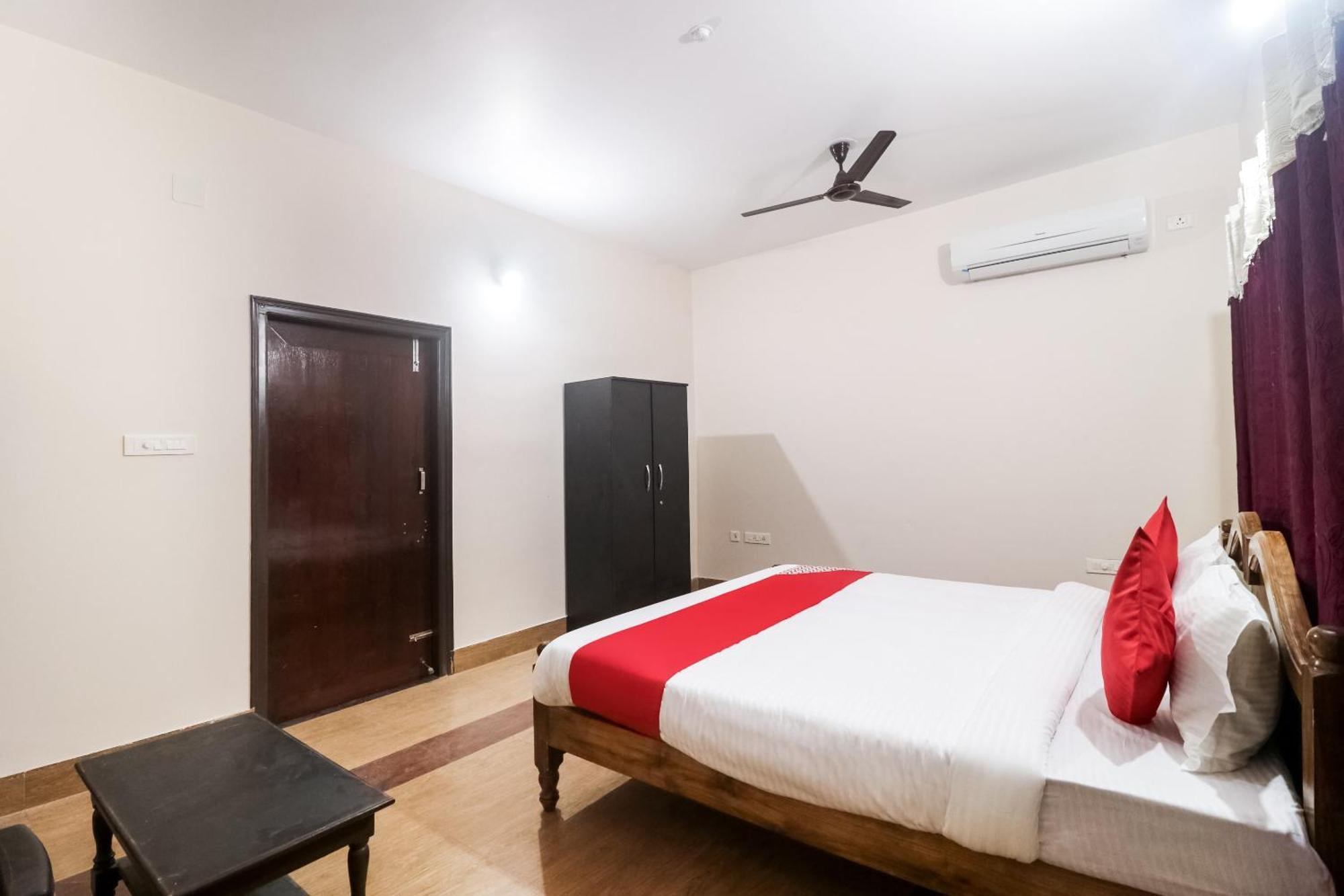 Hotel O Purple Villa Bhubaneswar Exteriör bild
